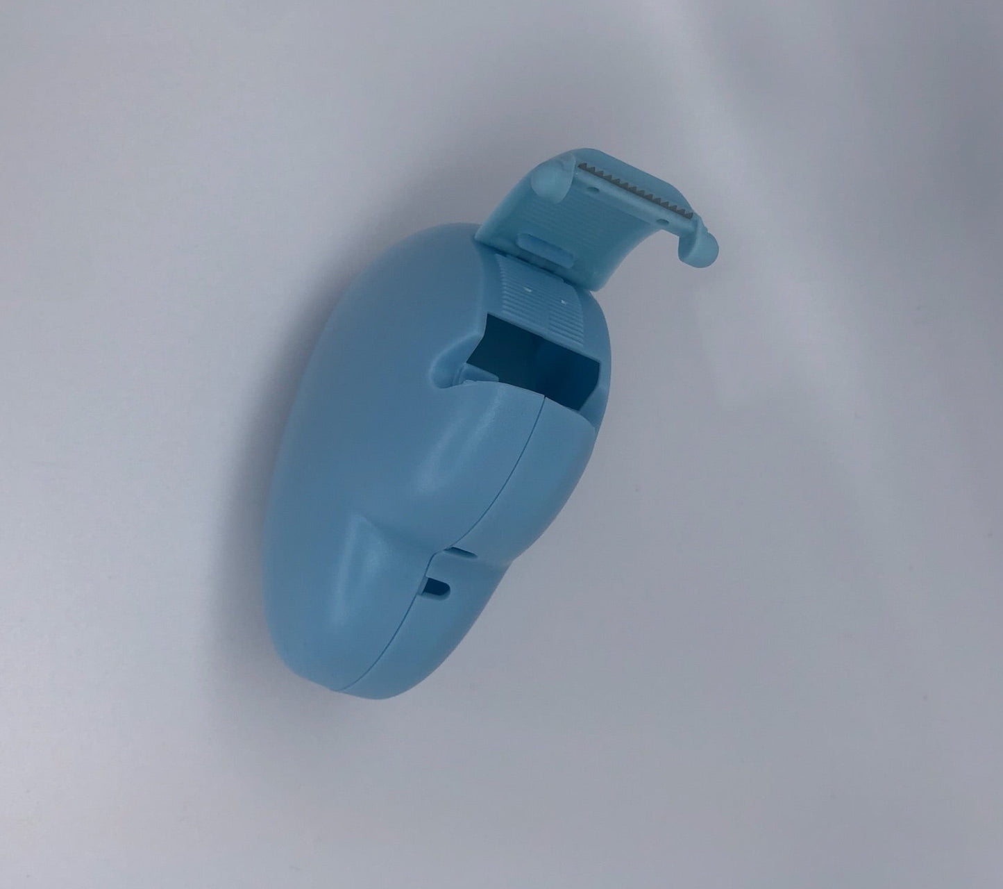 Heart tape dispenser