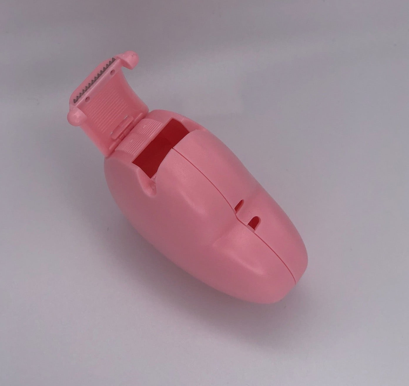 Heart tape dispenser