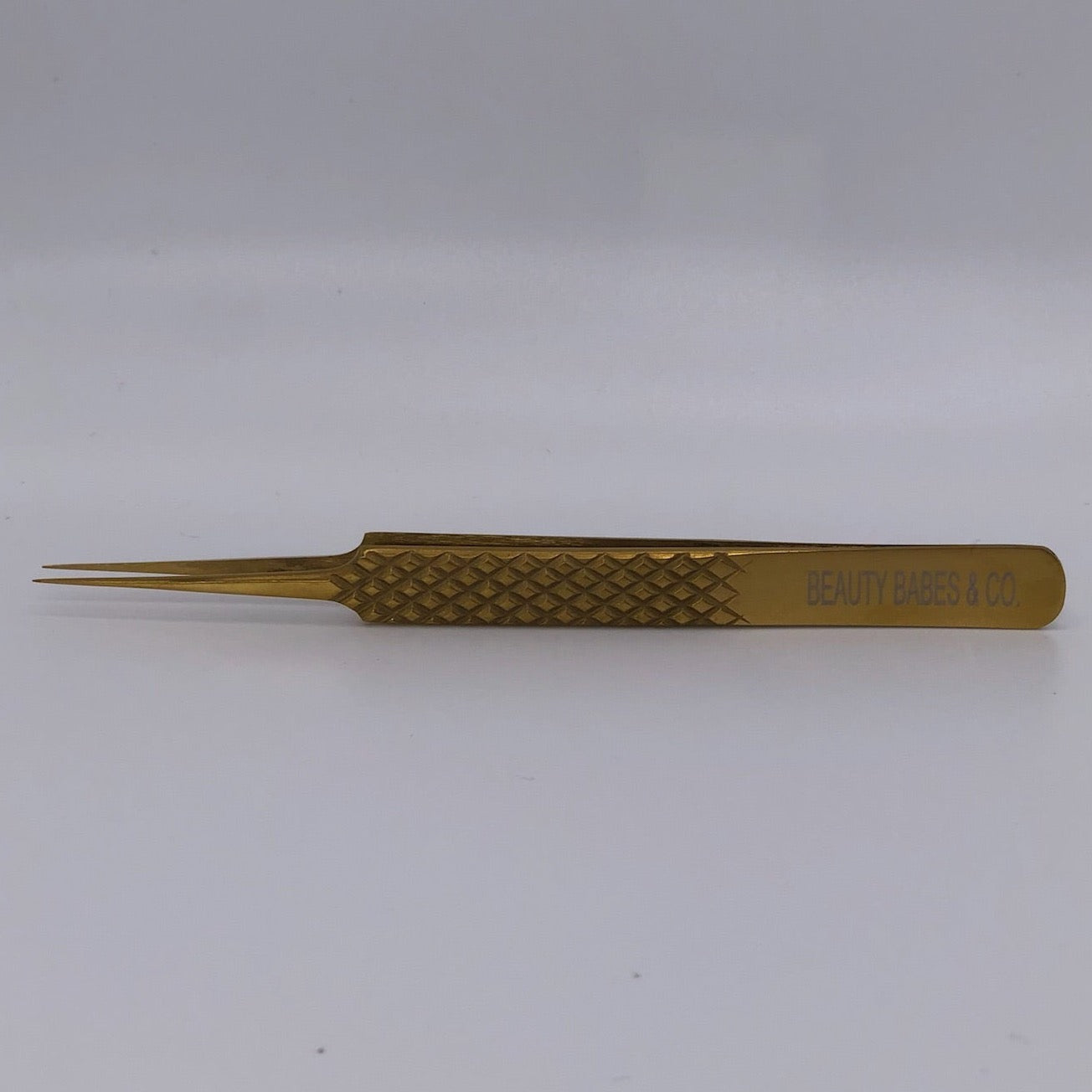 Straight isolation tweezer