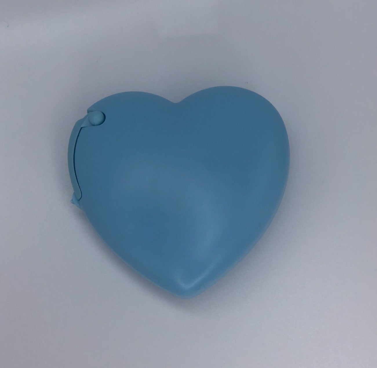 Heart tape dispenser